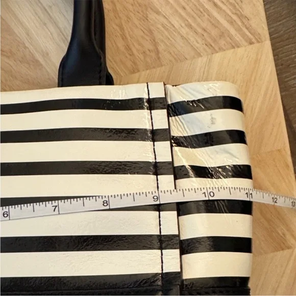 Kate Spade Black and White Striped Handbag - Picture 10 of 11